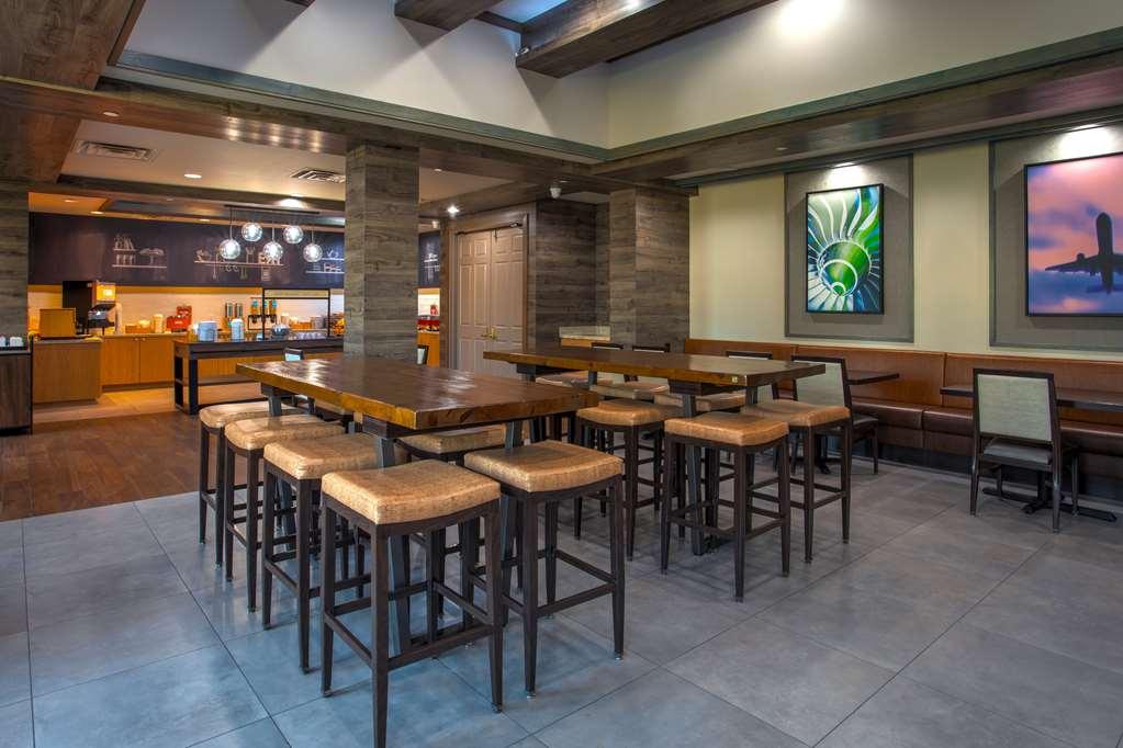 Hampton Inn And Suites Newark Airport Elizabeth Restaurante foto